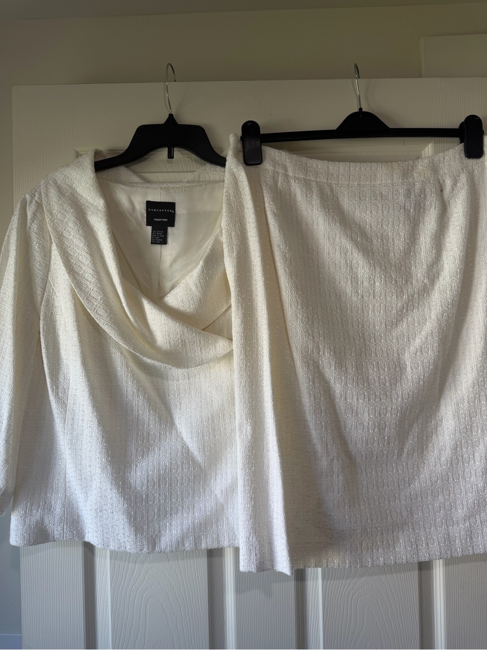 Doncaster white Textured Two-Piece Skirt suit
